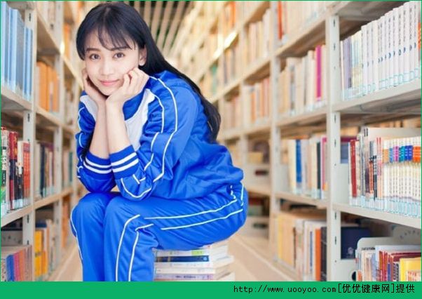 17歲女生怎么穿衣服好看？17歲女生春天穿什么衣服好看？(1)