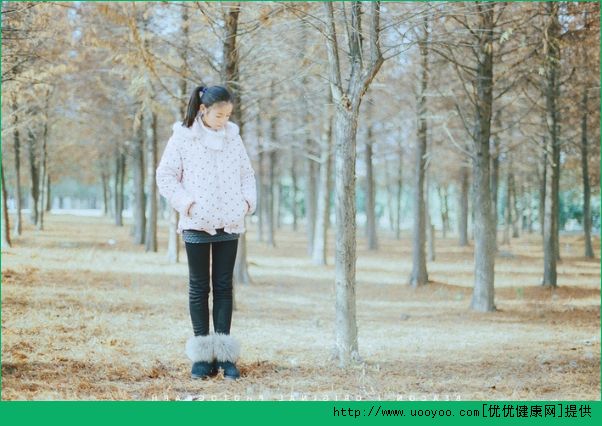 我13歲可以學(xué)唱歌嗎？13歲學(xué)唱歌晚不晚？(1)