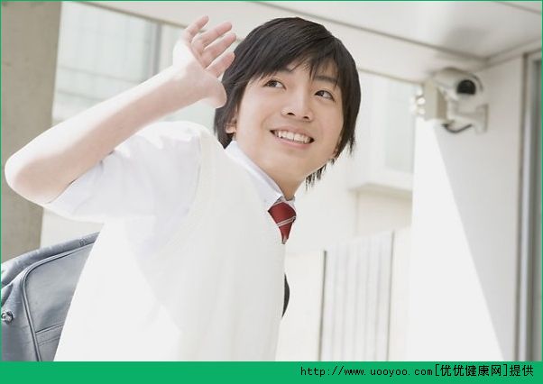 我13歲男長毛正常嗎？13歲男生長陰毛是為什么？(2)