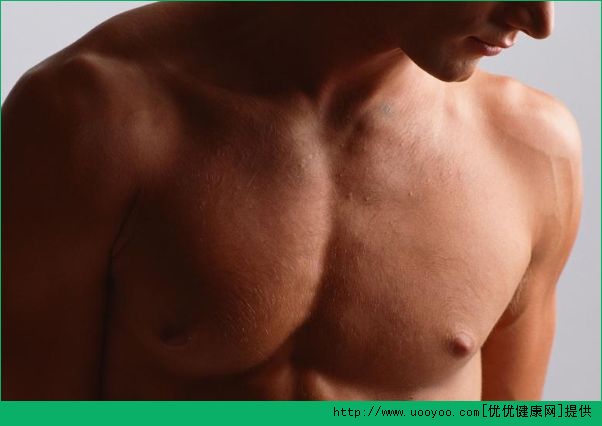 15歲男生胸部大是怎么回事？男生胸部發(fā)育很大怎么辦？(1)
