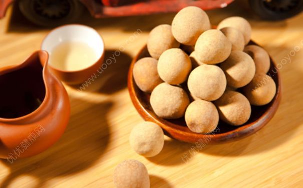 吃桂圓能治失眠嗎？吃桂圓對睡覺好嗎？(1)
