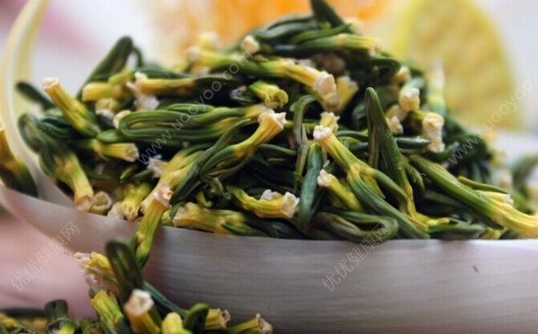 蓮子芯泡茶有什么功效？吃蓮子心有什么好處？(3)
