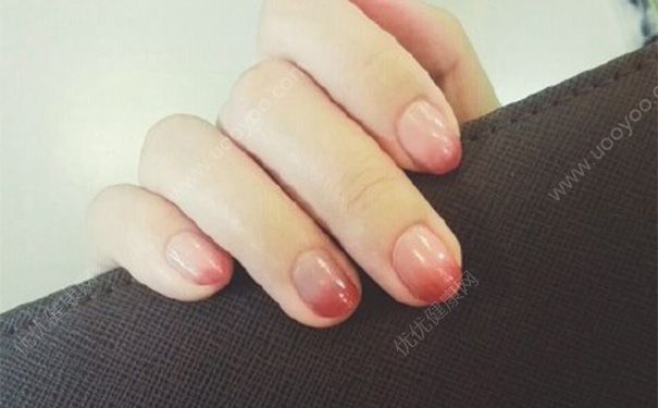指甲油里面有甲醛嗎？指甲油的危害(1)
