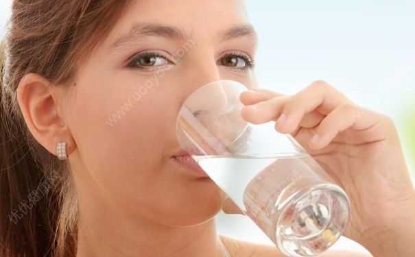 口腔潰瘍能用鹽水漱口嗎？鹽水漱口能治療口腔潰瘍嗎？(2)