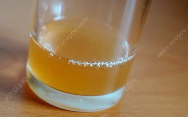 漱口杯里有黑色污漬！漱口杯里有污垢怎么去除？(2)