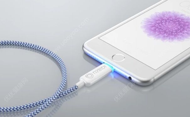 手機(jī)邊充電邊看電視劇可以嗎？手機(jī)邊充電邊聽歌可以嗎？(4)