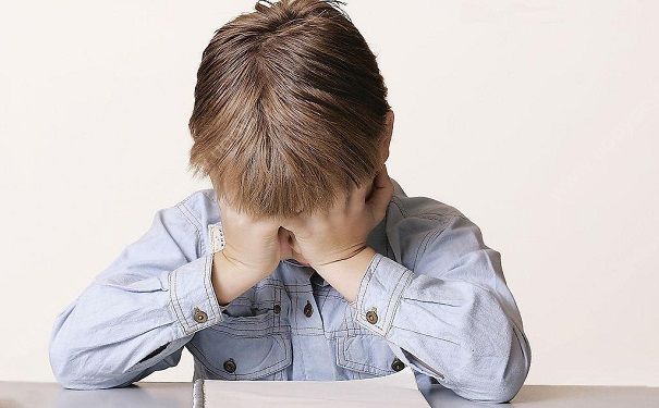 結(jié)巴對(duì)小孩有什么危害？小孩結(jié)巴有什么危害？(1)