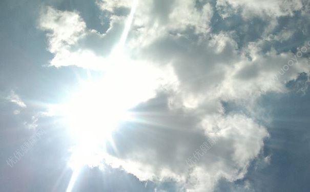 副教授夫妻中暑亡 中暑了該怎么處理？(4)