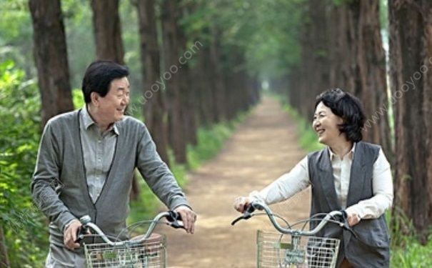 骨質(zhì)疏松是什么原因引起的？骨質(zhì)疏松怎么預(yù)防(4)