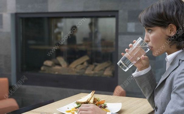 飯后可以吃水果嗎？飯后可以喝水嗎？(3)