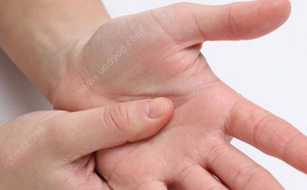 手腳多汗是什么原因？手腳多汗癥怎么根治？(2)