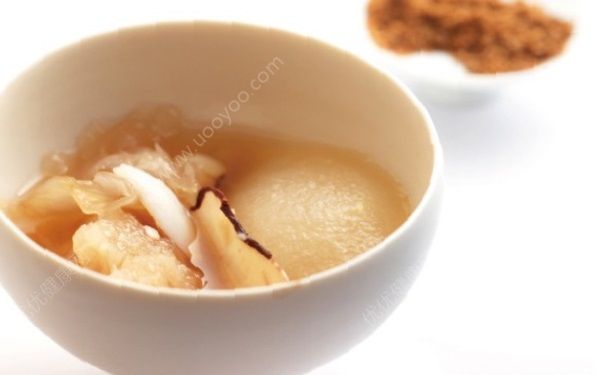 咳嗽吃什么好？咳嗽吃什么食物好得快？(1)