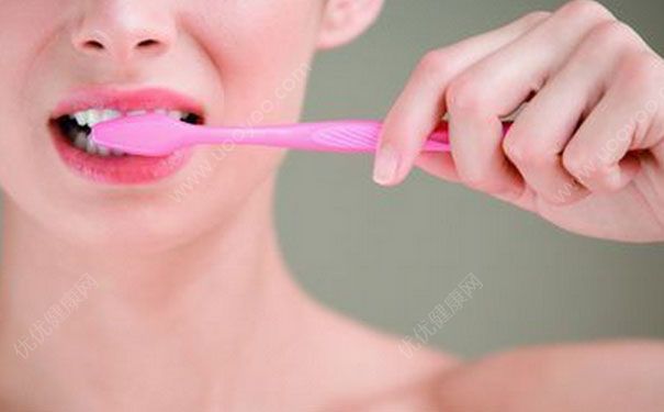 孕婦牙齦出血是什么原因？孕婦牙齦出血怎么辦？(1)