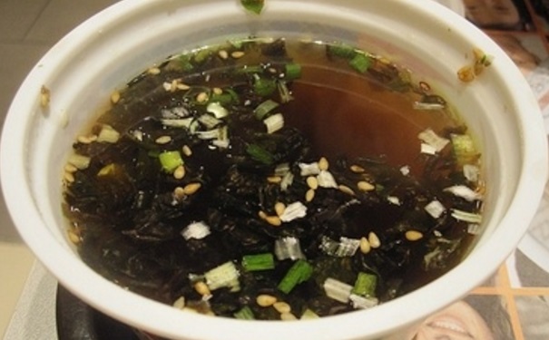 紫菜的功效有哪些？吃紫菜的好處是什么？(1)