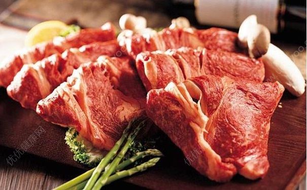 非法屠宰場牛肉瘋狂注水，注水牛肉吃了有什么危害？(2)