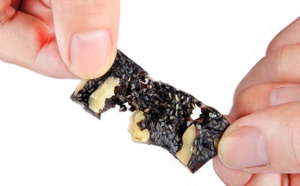吃阿膠能喝茶葉水嗎？吃阿膠可以喝茶嗎？(1)