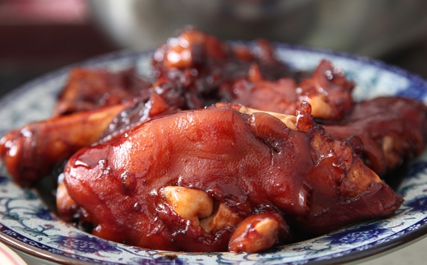 哪些食物含有膠原蛋白？人體應(yīng)該如何補(bǔ)充膠原蛋白？(1)