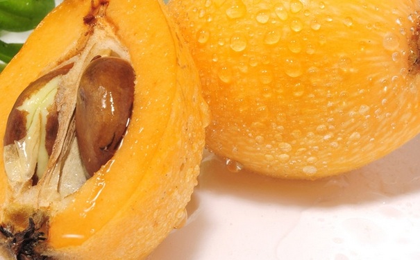 枇杷熬水止咳效果好嗎？枇杷煮水止咳效果好不好？(1)