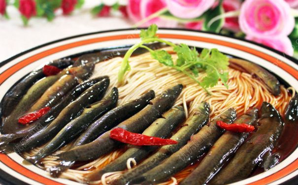 夏季最適合吃哪些魚？夏季吃魚對(duì)身體有什么好處？(1)