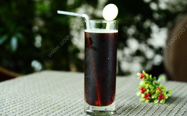 喝可樂(lè)對(duì)人有哪些傷害？喝可樂(lè)有哪些壞處？(1)