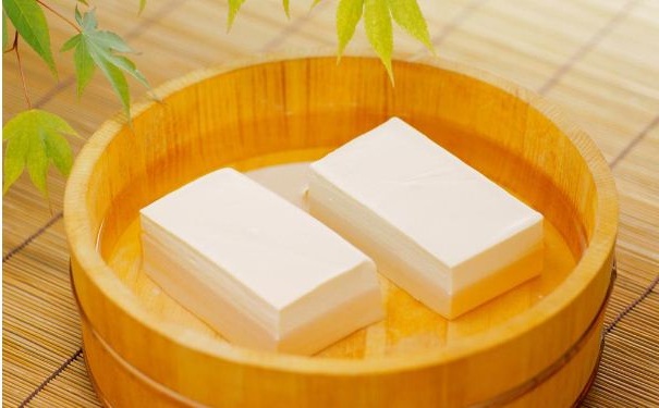 豆腐吃太多好不好？吃太多豆腐會不會有害健康？(1)