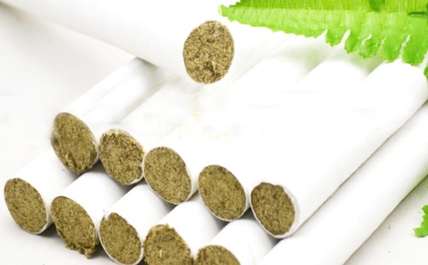 艾灸出水泡是怎么回事？艾灸出水泡是否繼續(xù)灸？(1)