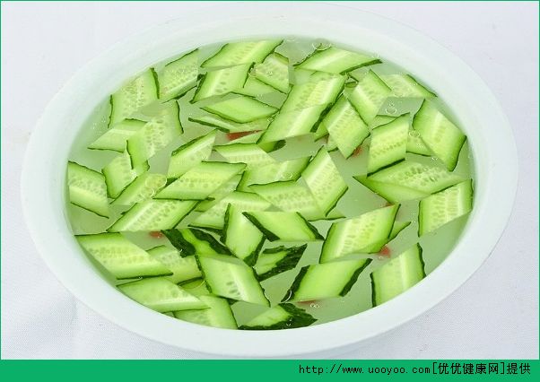 黃瓜貼臉多長時間好？貼黃瓜片的最佳時間？(1)