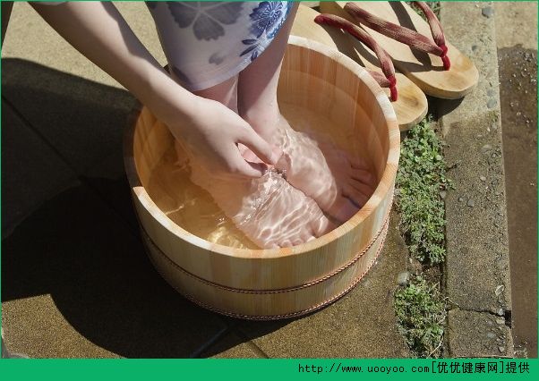 夏天可以泡腳嗎？夏天泡腳好嗎？(4)