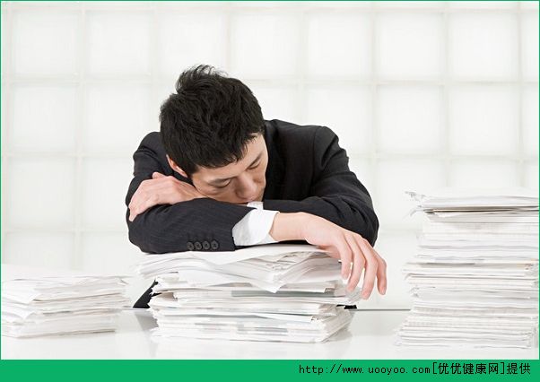 中午趴在桌上睡覺好嗎？中午趴著睡覺好嗎？(4)