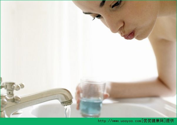 口腔潰瘍?cè)趺崔k？睡前5片維C能治口腔潰瘍嗎？(2)