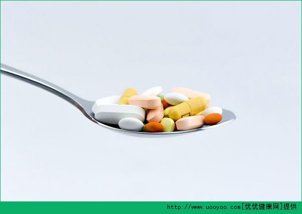 口腔潰瘍?cè)趺崔k？睡前5片維C能治口腔潰瘍嗎？(4)