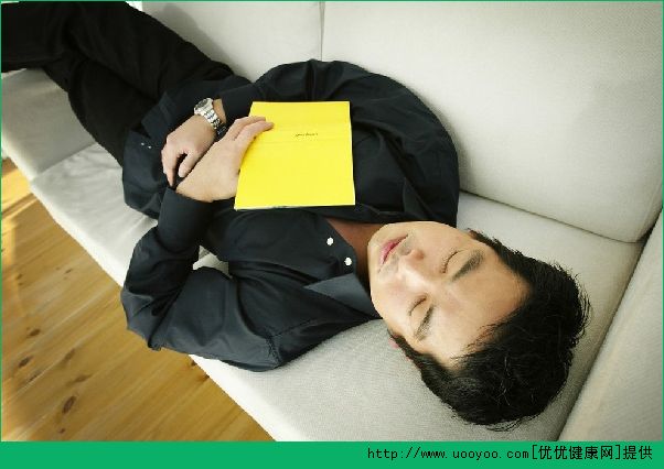中午睡覺想醒又醒不來？中午睡覺想起起不來是怎么回事？(1)