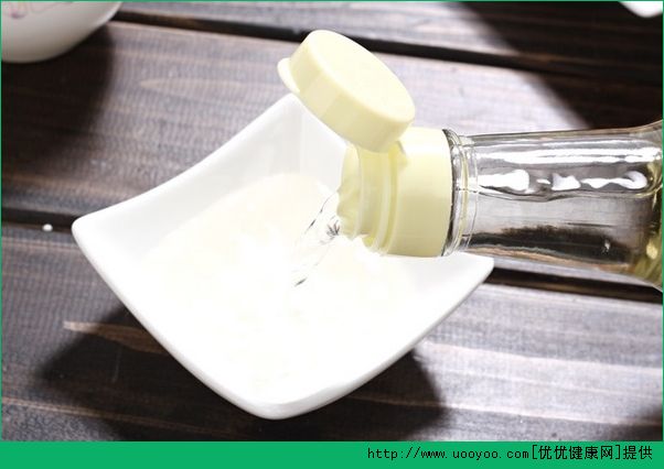 夏天如何泡腳最養(yǎng)生？夏天泡腳有哪些方法？(5)