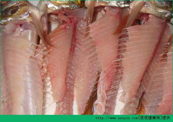 吃魚卡到喉嚨怎么辦？吃魚卡了魚刺怎么辦？(2)