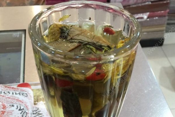 冬瓜皮和荷葉泡水能減肥嗎？冬瓜皮荷葉減肥偏方(1)