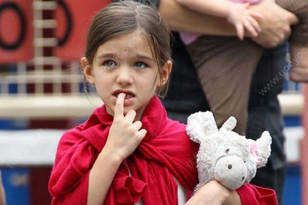 青少年咬指甲的原因？青少年咬指甲的危害？(1)