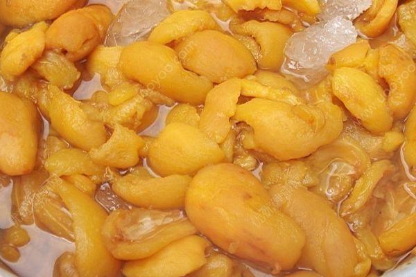 感冒發(fā)燒吃什么水果好？感冒發(fā)燒能吃枇杷嗎？(1)
