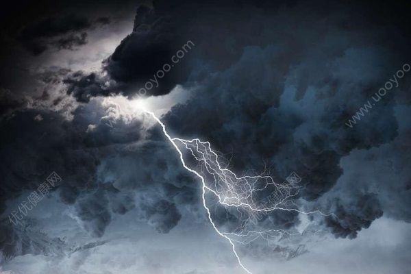 被雷劈中會(huì)死嗎？被雷擊中怎么辦？(4)