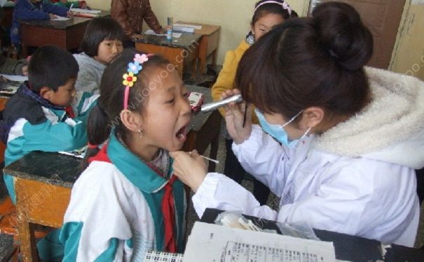青少年睡覺流口水是怎么回事？睡覺流口水怎么辦？(3)