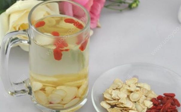 枸杞泡茶喝有什么好處？枸杞泡茶有什么功效？(3)