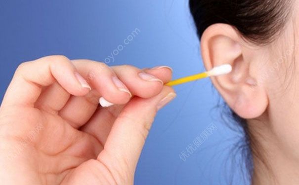 洗澡怎么防止耳朵進(jìn)水？洗澡防止耳朵進(jìn)水的方法(4)