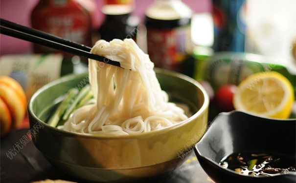 面條真的養(yǎng)胃嗎？吃面條容易消化嗎？(1)