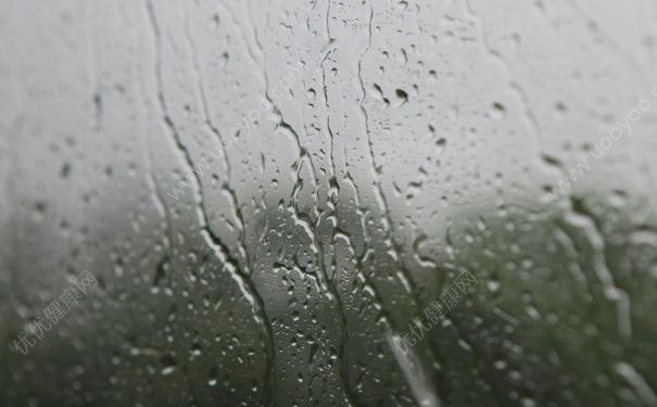 下雨衣服不干怎么辦？下雨衣服有股味道(1)