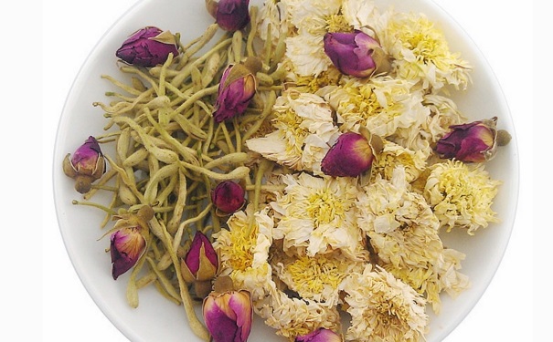 金銀花和菊花能一起泡水喝嗎？金銀花和菊花泡水喝好嗎？(1)