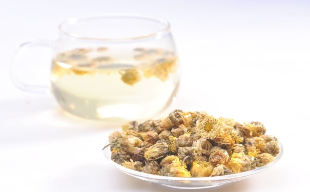 不能喝菊花茶的人有哪些？什么人不宜喝菊花茶？(1)