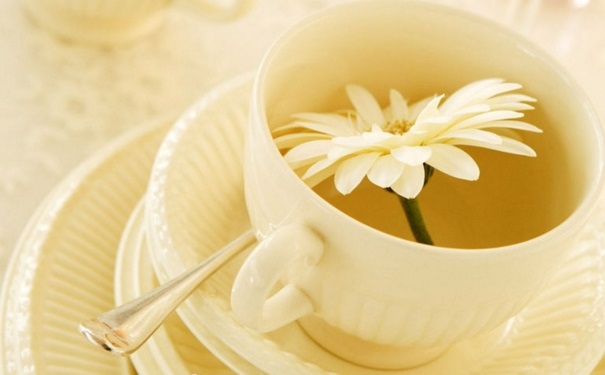 干燥上火喝干燥上火適合喝的茶什么茶好？干燥上火適合喝什么茶？(1)