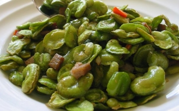 孕婦吃蠶豆有什么好處？孕婦吃蠶豆要注意些什么？(1)