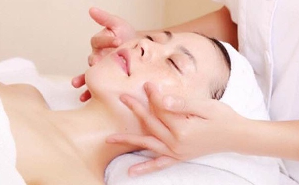 按摩穴位能有效治療耳鳴嗎？按摩哪些穴位治療耳鳴最有效？(1)