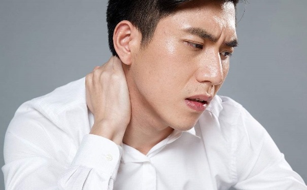 肩周炎常見的癥狀有哪些？肩周炎有哪些常見的表現(xiàn)？(1)