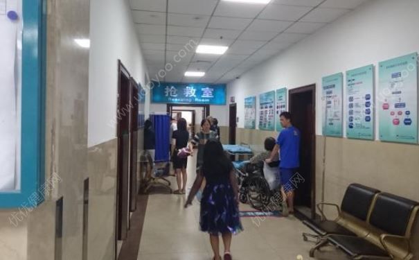 甲A俱樂(lè)部王國(guó)林踢球猝死，為什么現(xiàn)在猝死的人越來(lái)越多？(1)